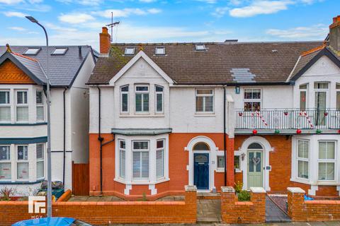 4 bedroom end of terrace house for sale, Cornerswell Road, Penarth CF64