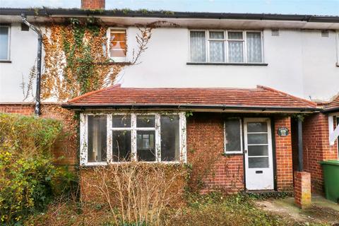 3 bedroom terraced house for sale, High Street, Woking GU22