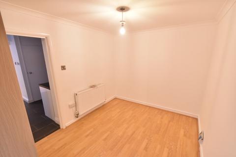 1 bedroom apartment to rent, Flat 3, 21/23 Richmond Road