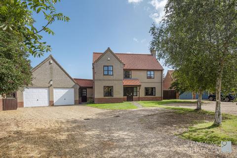 6 bedroom detached house for sale, The Old Orchard, Attleborough