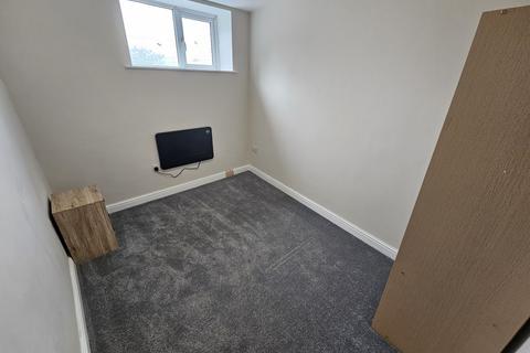 1 bedroom apartment to rent, Market Street, Heywood, OL10 4LY