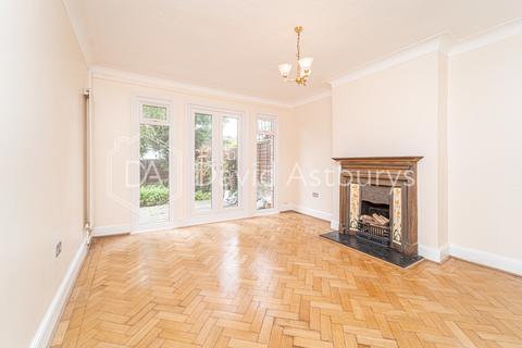 4 bedroom semi-detached house to rent, The Avenue, Muswell Hill, London