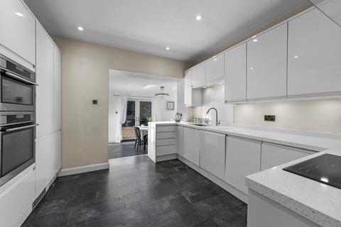 6 bedroom detached house for sale, Harwich Road, Great Oakley