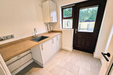 4 bedroom townhouse to rent, Woodmancote Vale, Woodmancote, Cheltenham