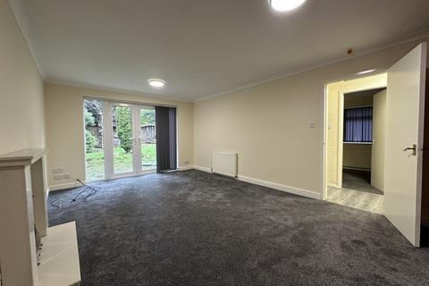 3 bedroom detached bungalow to rent, Green Lane, Birmingham B43