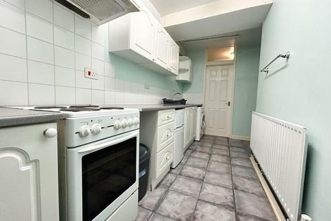 Studio to rent, Studio Flat To Let - HP12 (ALL BILLS INCLUDED)