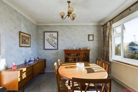 3 bedroom detached bungalow for sale, West Christchurch