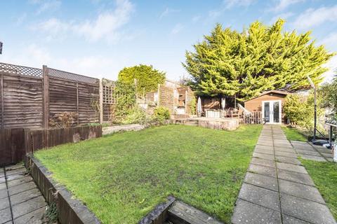 3 bedroom semi-detached house for sale, Meadowview Road, Bexley