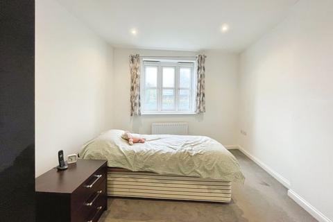 2 bedroom apartment for sale, Stanley Road, Harrow