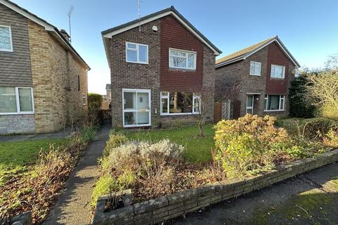 4 bedroom semi-detached house for sale, Pennine Walk, Little Sutton