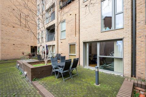 1 bedroom flat for sale, Great Suffolk Street, Southwark, London, SE1