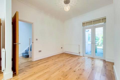 4 bedroom house to rent, Ham Park Road, Stratford, London, E15