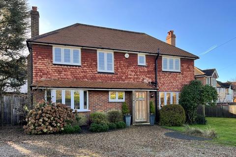 5 bedroom detached house for sale, Tadworth