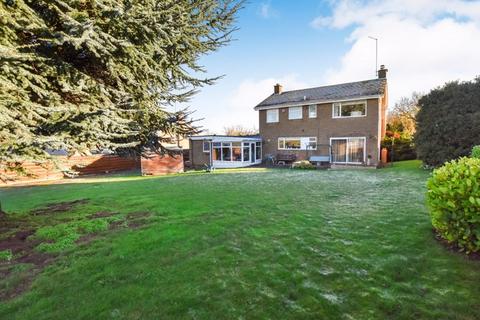 4 bedroom detached house for sale, Thackers Close, Wansford