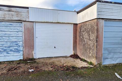 63 Cumber Drive, Brixham, TQ5 8RW