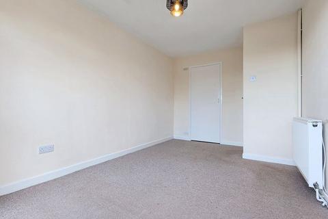 63 Cumber Drive, Brixham, TQ5 8RW