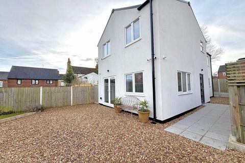 3 bedroom detached house for sale, Chiltern Road, Dunstable