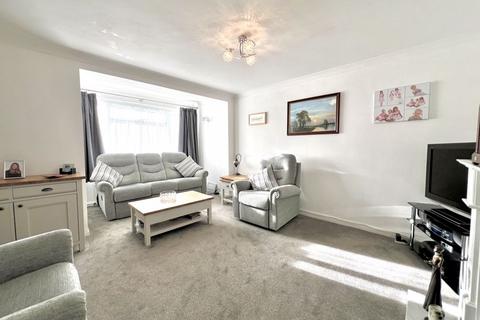 5 bedroom semi-detached house for sale, Staveley Road, Dunstable