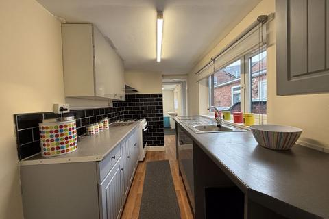 2 bedroom terraced house for sale, Maclagan Street, Stoke, Stoke-On-Trent