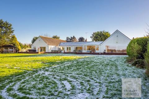 6 bedroom detached bungalow for sale, Thrigby Road, Great Yarmouth NR29