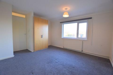 3 bedroom end of terrace house for sale, Leopard Drive, Milton Keynes