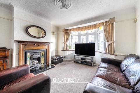 3 bedroom semi-detached house for sale, Rosemary Avenue, Romford, RM1