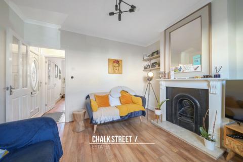 12 Claremont Road, Hornchurch, RM11 1BZ