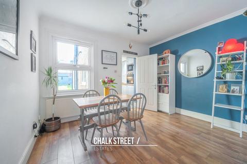 12 Claremont Road, Hornchurch, RM11 1BZ