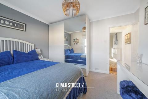 12 Claremont Road, Hornchurch, RM11 1BZ