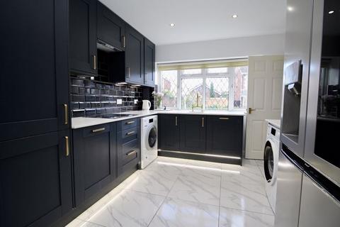 4 bedroom detached house for sale, Walker Gardens, Southampton SO30