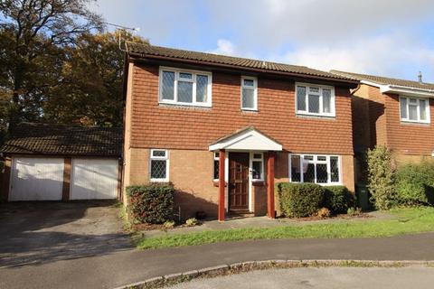 4 bedroom detached house for sale, Walker Gardens, Southampton SO30