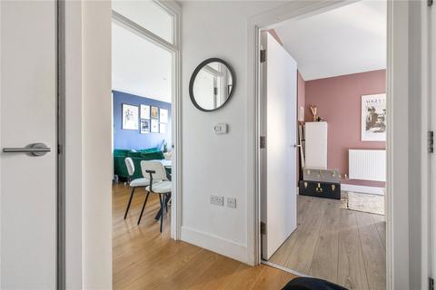 1 bedroom apartment for sale, Milkwood Road, London, SE24