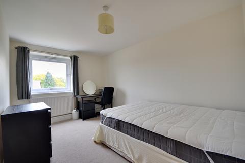 2 bedroom apartment to rent, Wallace Close, Uxbridge, Middlesex UB10 0SB