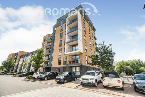 2 bedroom apartment to rent, Cygnet House, Reading