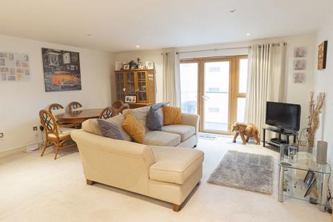 1 bedroom apartment for sale, Midway Quay, Eastbourne, BN23