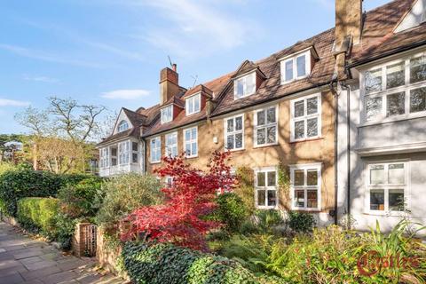 4 bedroom terraced house for sale, Priory Road, N8