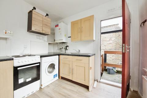 1 bedroom flat to rent, Ringwood Road, Walthamstow, London, E17