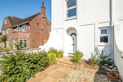 4 bedroom end of terrace house for sale, St Leonards, Exeter