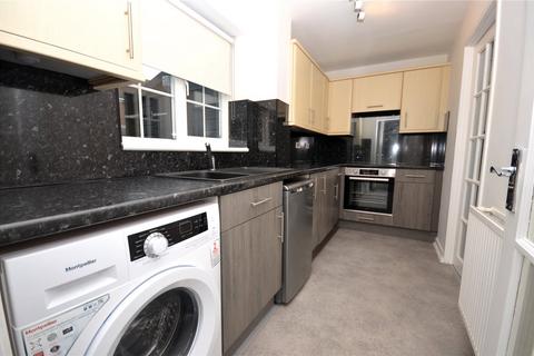 2 bedroom terraced house to rent, Aylesbury HP21