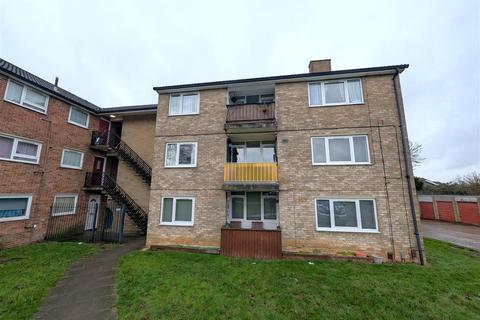 2 bedroom flat for sale, Plumpton Court, Corby NN18