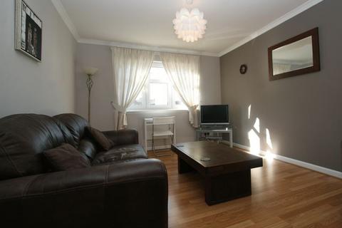 1 bedroom apartment to rent, Springfield Street, Edinburgh