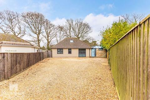 3 bedroom detached bungalow for sale, Jumpers Avenue, Christchurch, BH23