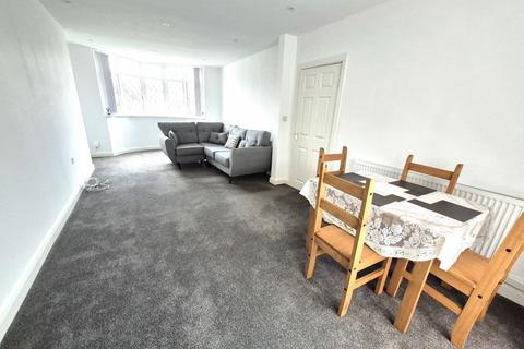 3 bedroom detached house to rent, Rowton Drive, Sutton Coldfield B74