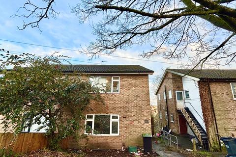 2 bedroom flat to rent, Buckingham Court, NG3