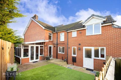 4 bedroom semi-detached house for sale, Parsonage Barn Lane, Ringwood, BH24