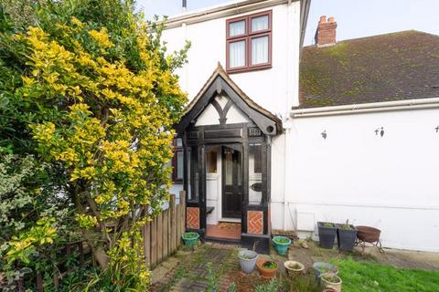 3 bedroom semi-detached house for sale, Ashmore Grove, Welling DA16