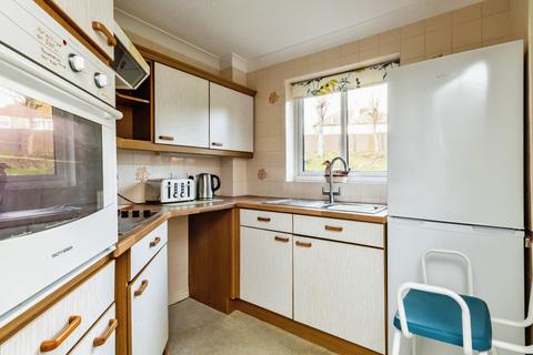 1 bedroom apartment for sale, Valley Court (Nottingham), Nottingham NG5