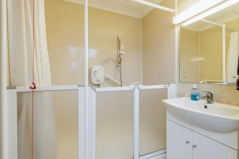 1 bedroom apartment for sale, Valley Court (Nottingham), Nottingham NG5