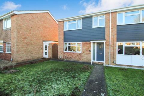 3 bedroom end of terrace house for sale, Greystoke Walk, Bedford MK41