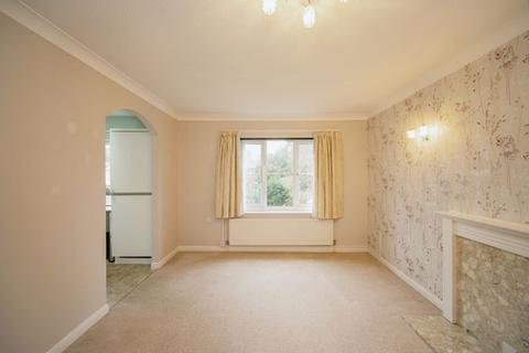 2 bedroom retirement property for sale, Goldsmith Way, Crowthorne RG45